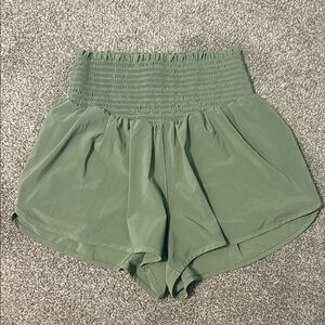 Aerie Offline Green Women's High-Waisted Shorts